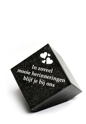 A133P | Massief blok + tekst | 9x9x9cm