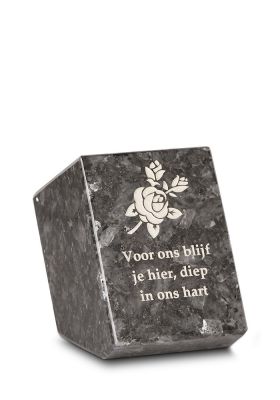 A137N | Massief blok + tekst | 8x11x8cm