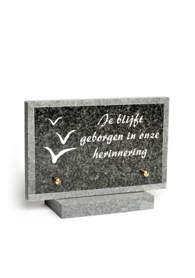 A150A | Graniet op sokkel + tekst | 13x20cm