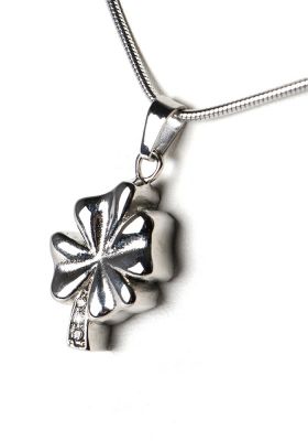 HS9283 | Incl. slangencollier